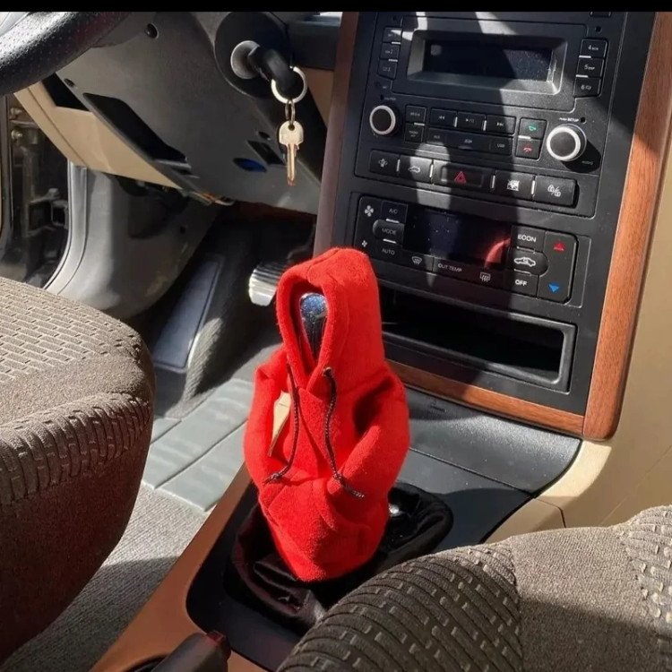 قرمز